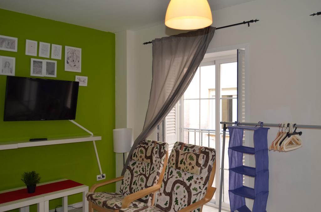 Apartamentos Canasteros Малага Номер фото