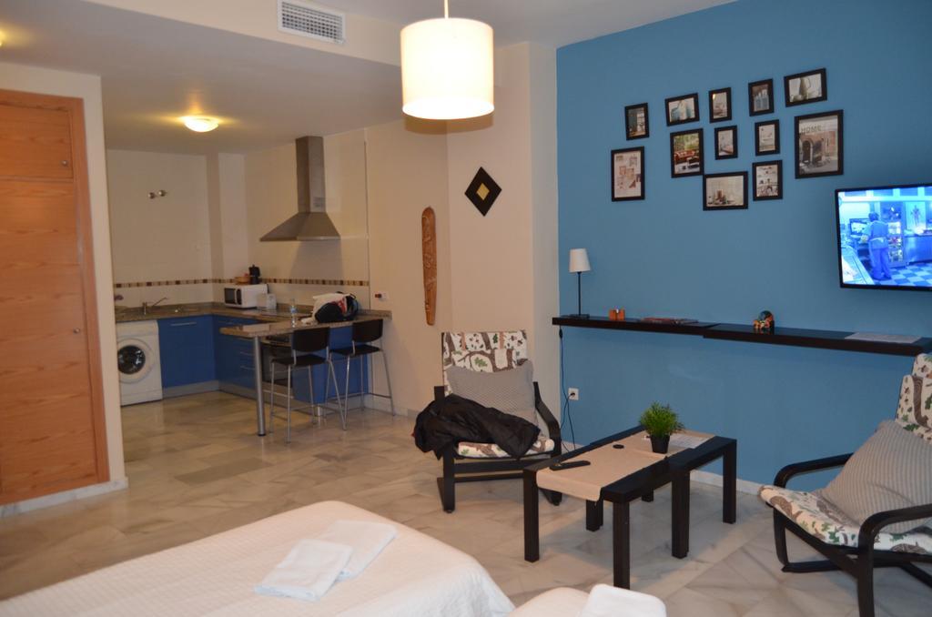 Apartamentos Canasteros Малага Екстер'єр фото