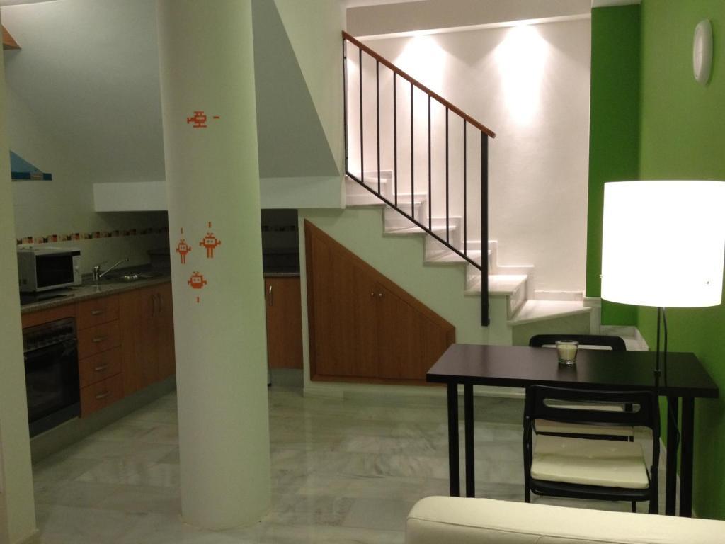 Apartamentos Canasteros Малага Екстер'єр фото
