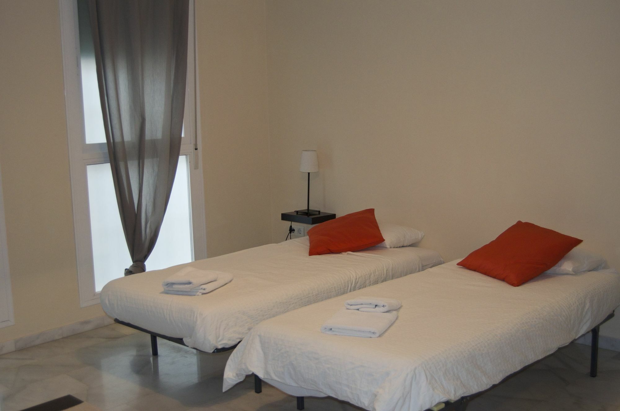 Apartamentos Canasteros Малага Екстер'єр фото