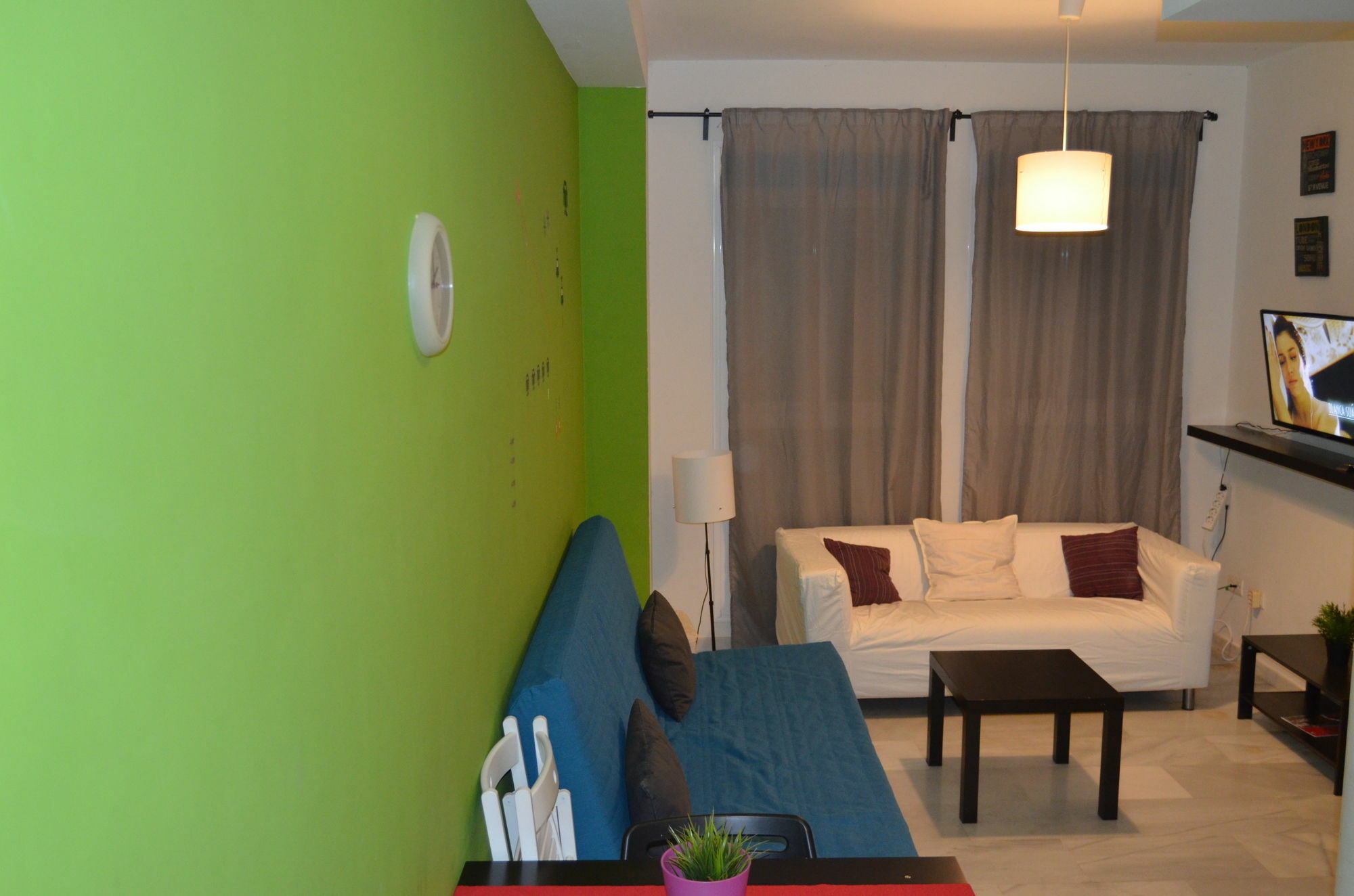 Apartamentos Canasteros Малага Екстер'єр фото